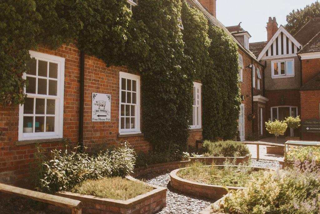 Healing Manor Hotel Grimsby Exterior photo
